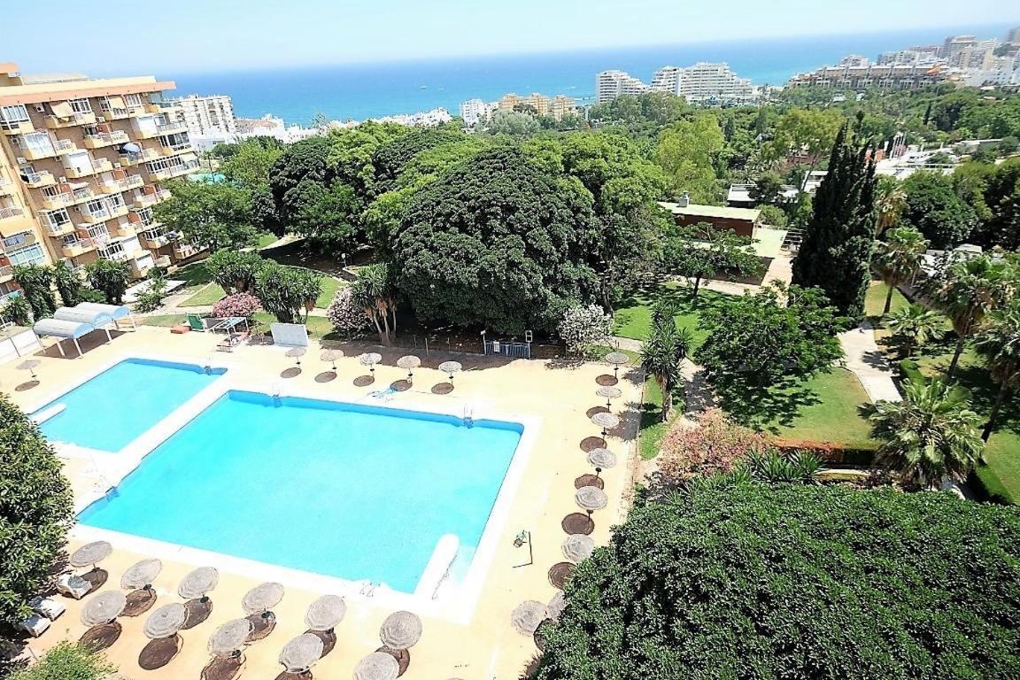 Апартаменты Aguila Sea View Бенальмадена Экстерьер фото